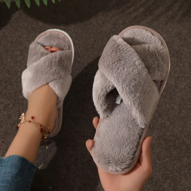 Chaussons ouverts confort — vue arrière du talon