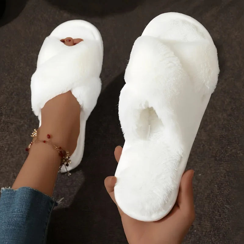 Chaussons ouverts confort — profil latéral droit