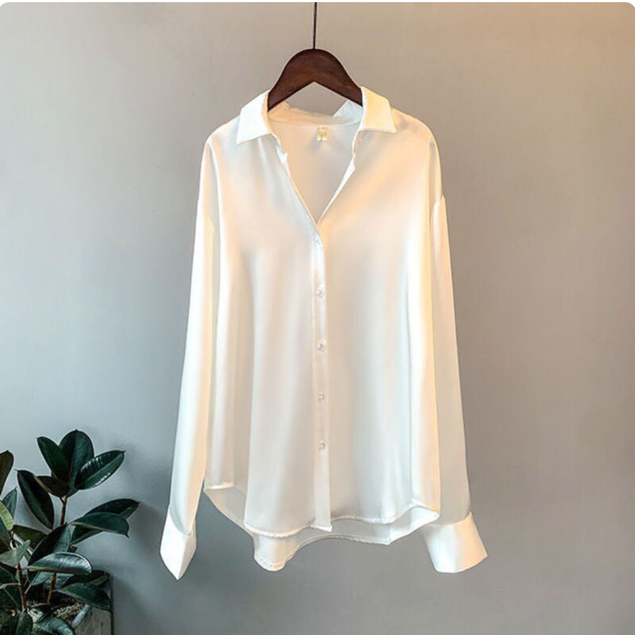 Adelinde – Chemise en Satin