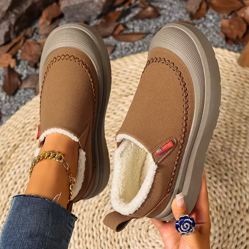 Chaussons Montants Douillets à Élastiques