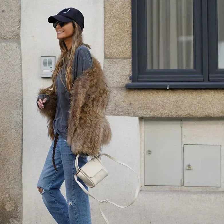 Manteau Effet Fourrure Oversize à Col Rond