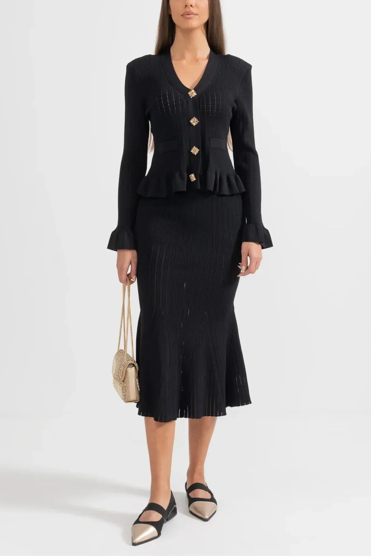 Prudence – Ensemble composé d'une robe midi en maille raffinée et d'un haut boutonné