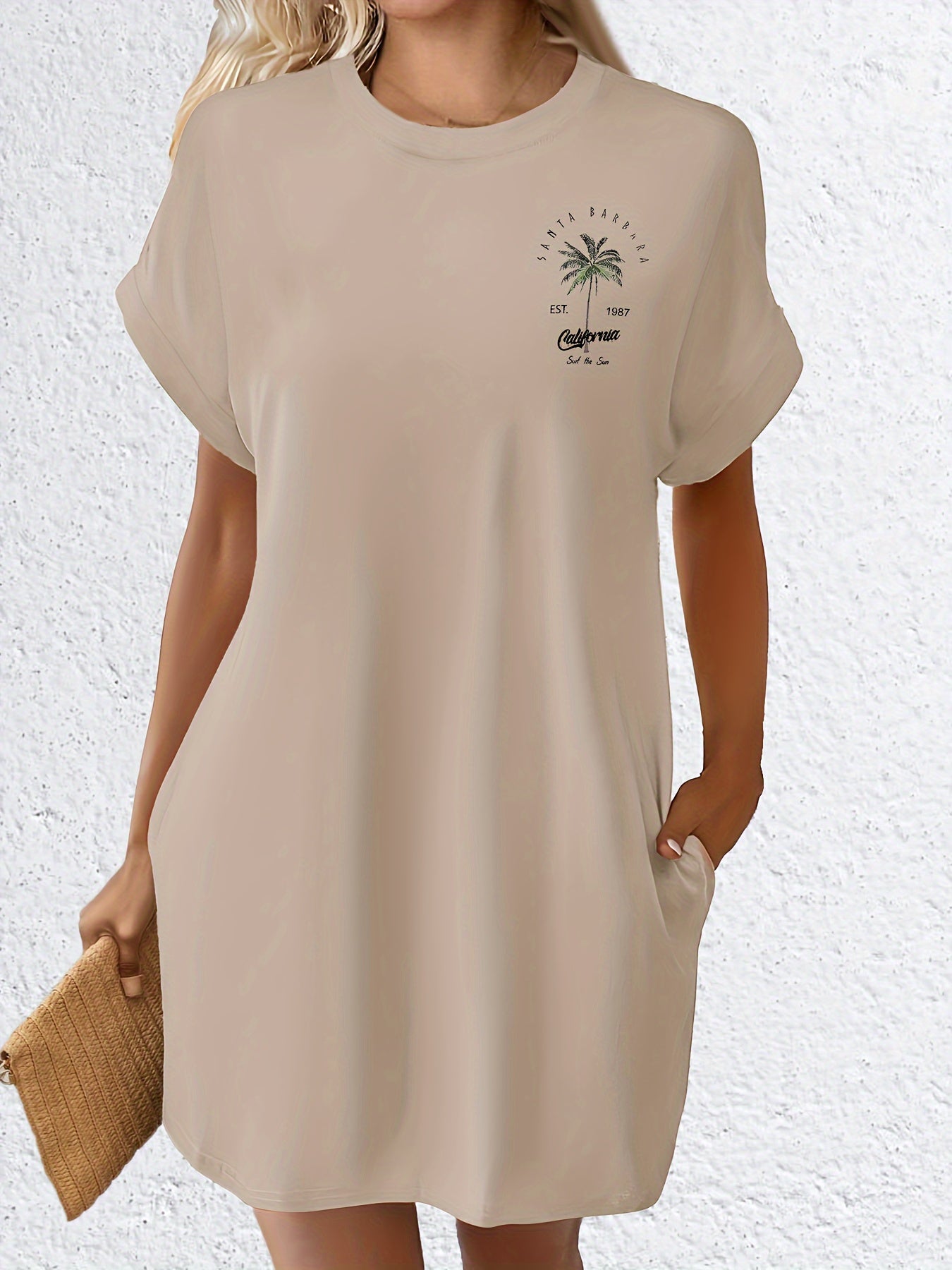 Robe T-shirt - Imprimé palmier avec poche et coupe confortable