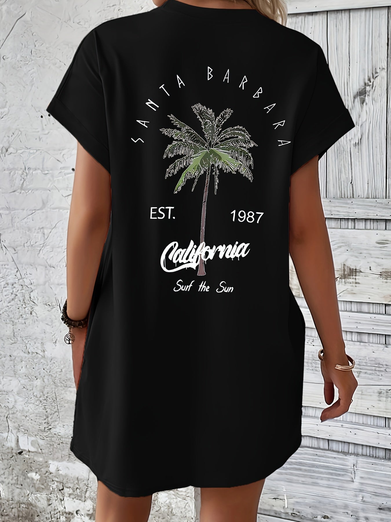 Robe T-shirt - Imprimé palmier avec poche et coupe confortable