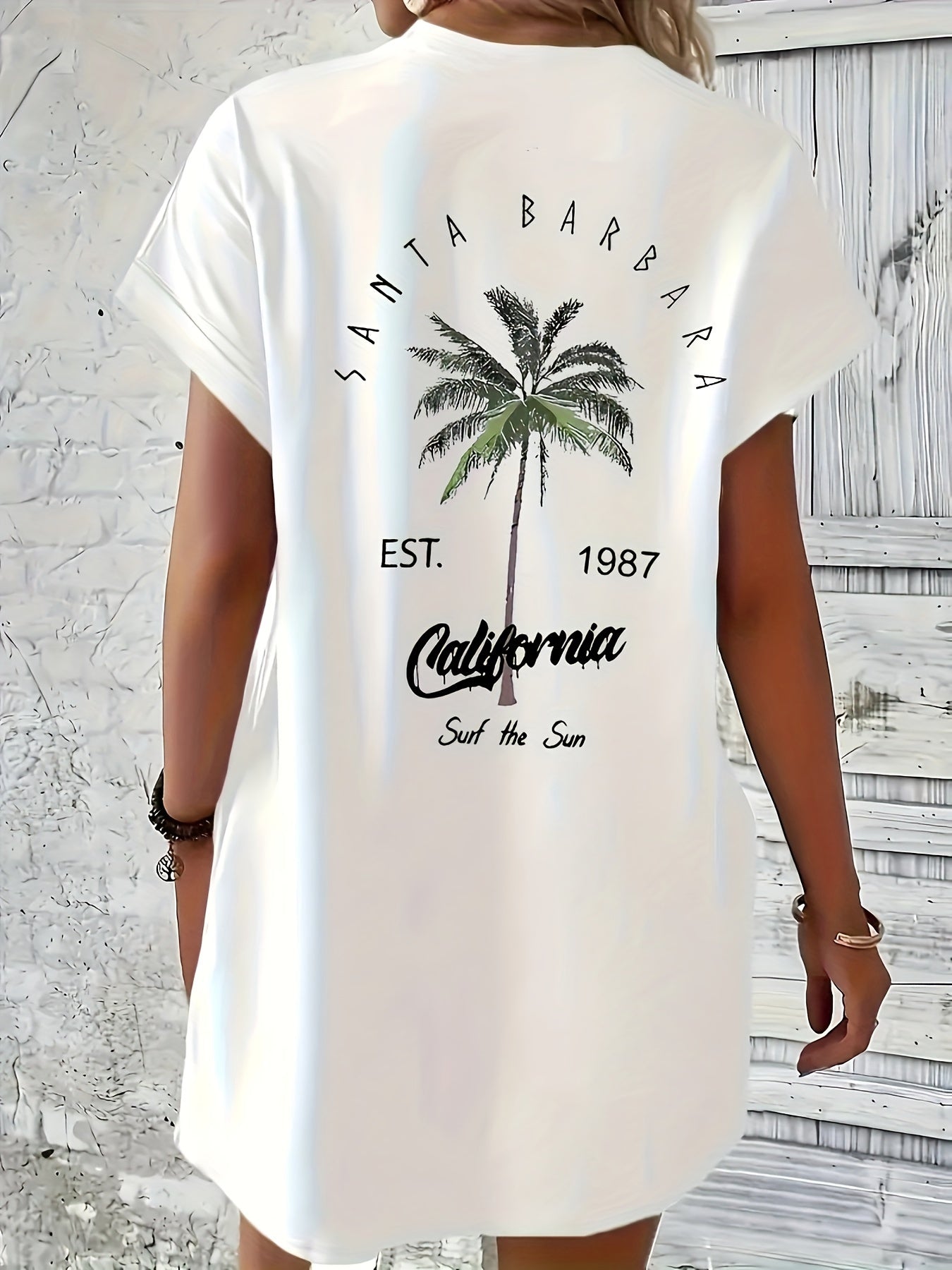 Robe T-shirt - Imprimé palmier avec poche et coupe confortable