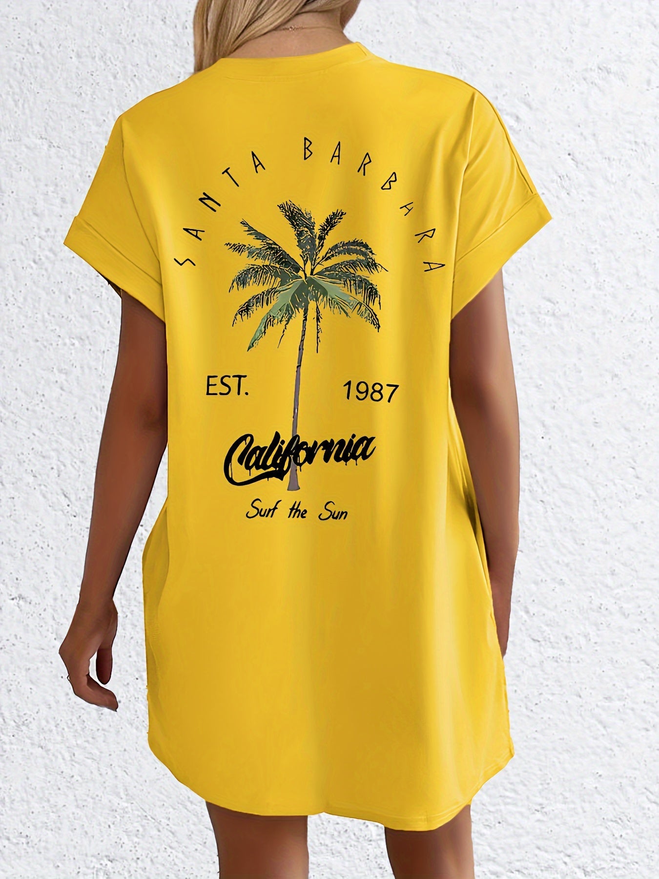 Robe T-shirt - Imprimé palmier avec poche et coupe confortable