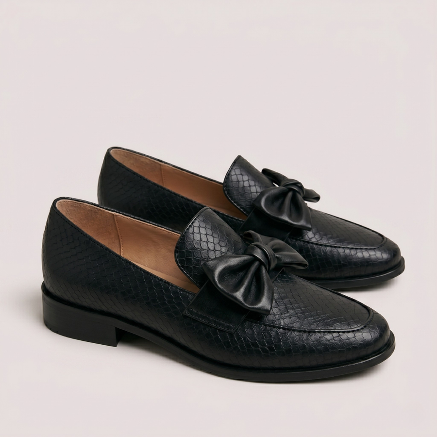 Chaussons Mocassins à Nœud — détail de la semelle et de la forme