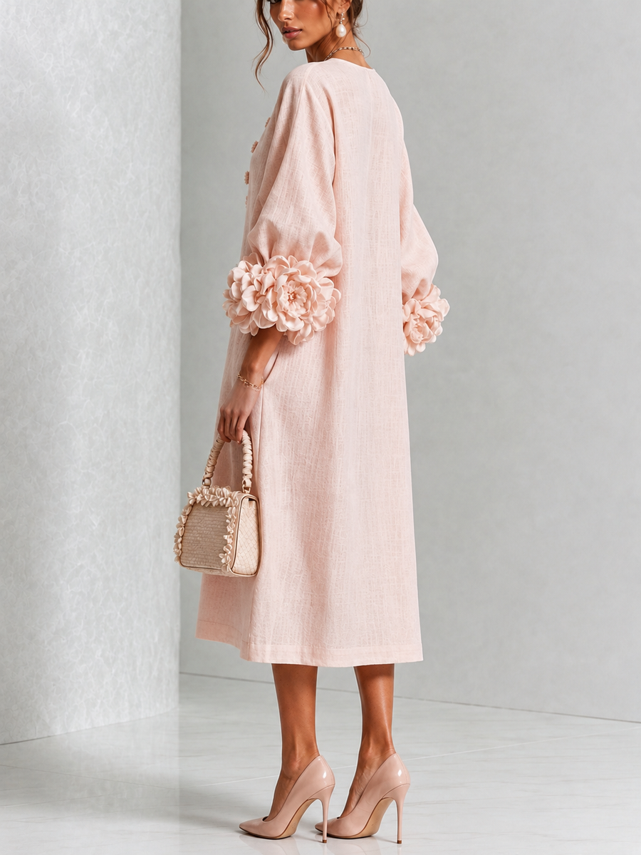 Robe Fleurine rose poudré — détail des petits boutons col rond