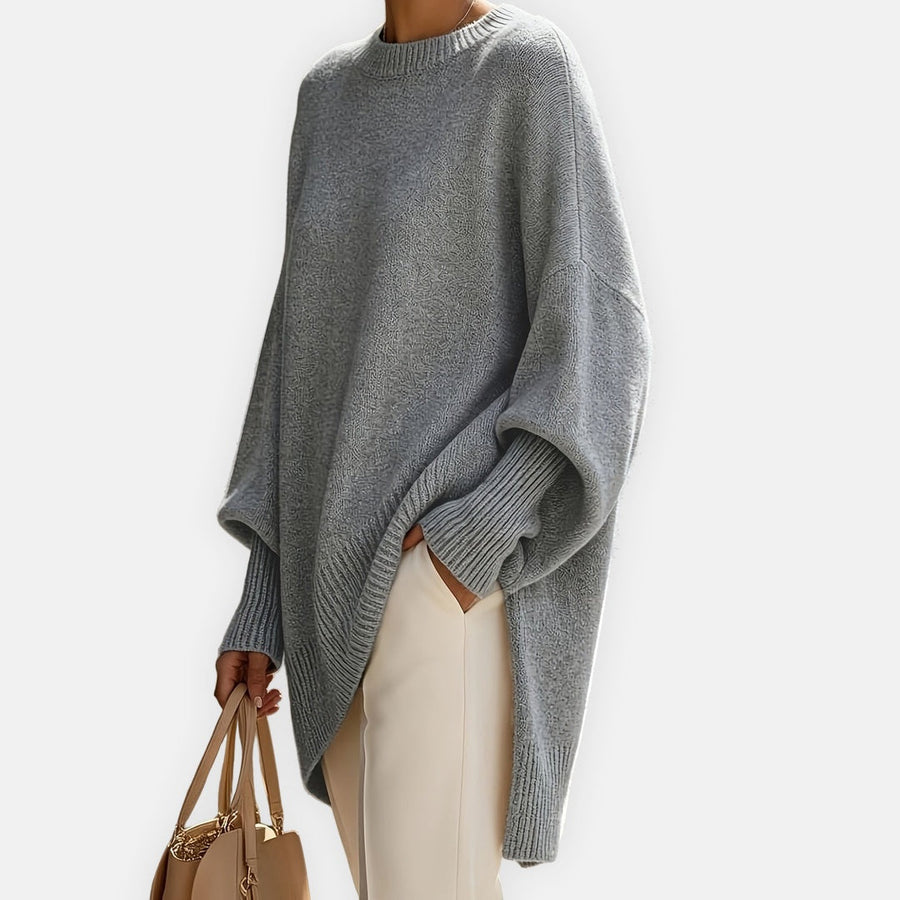 Pull Adrienne gris — vue de face, silhouette épurée et manches chauve-souris
