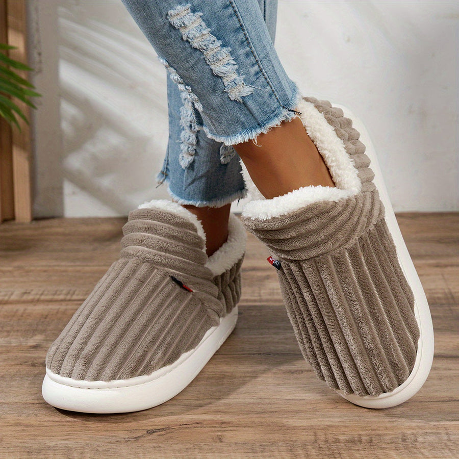 Pantufas Aconchegantes com Sola Grossa