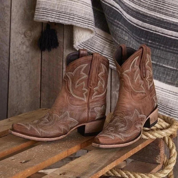 Bottines à Talon Bloc et Broderies