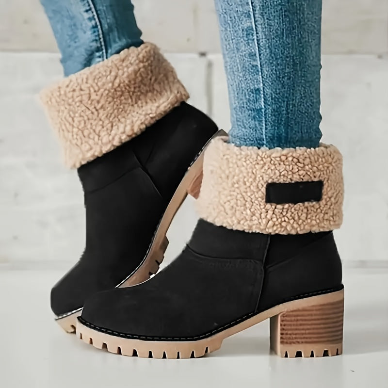 Botins com Revers Acolhedor e Salto de Bloco