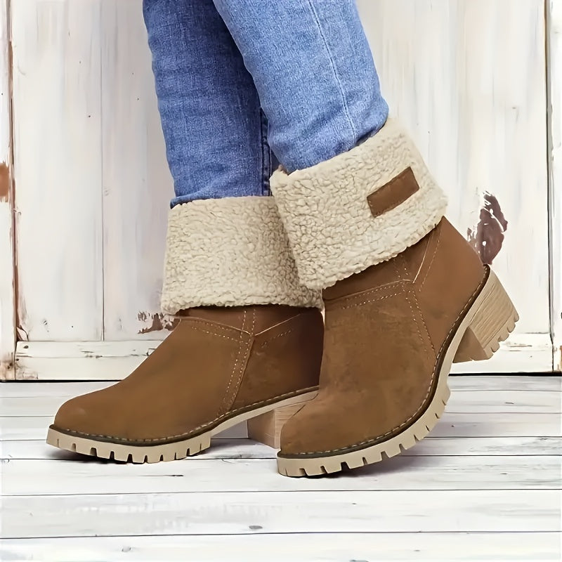Botins com Revers Acolhedor e Salto de Bloco