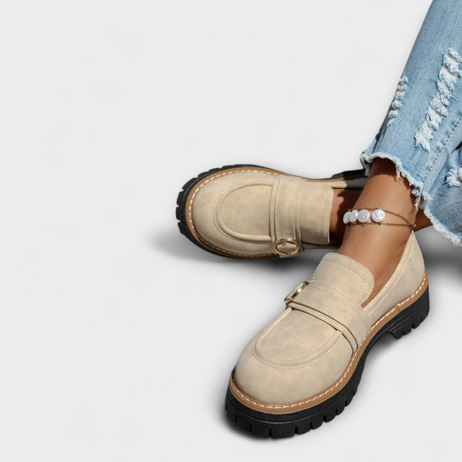 Mocassins Structurés Élégance Intemporelle