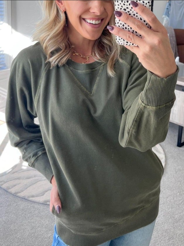 Pull Côtelé Poches Apparentes — lifestyle et versatilité de port