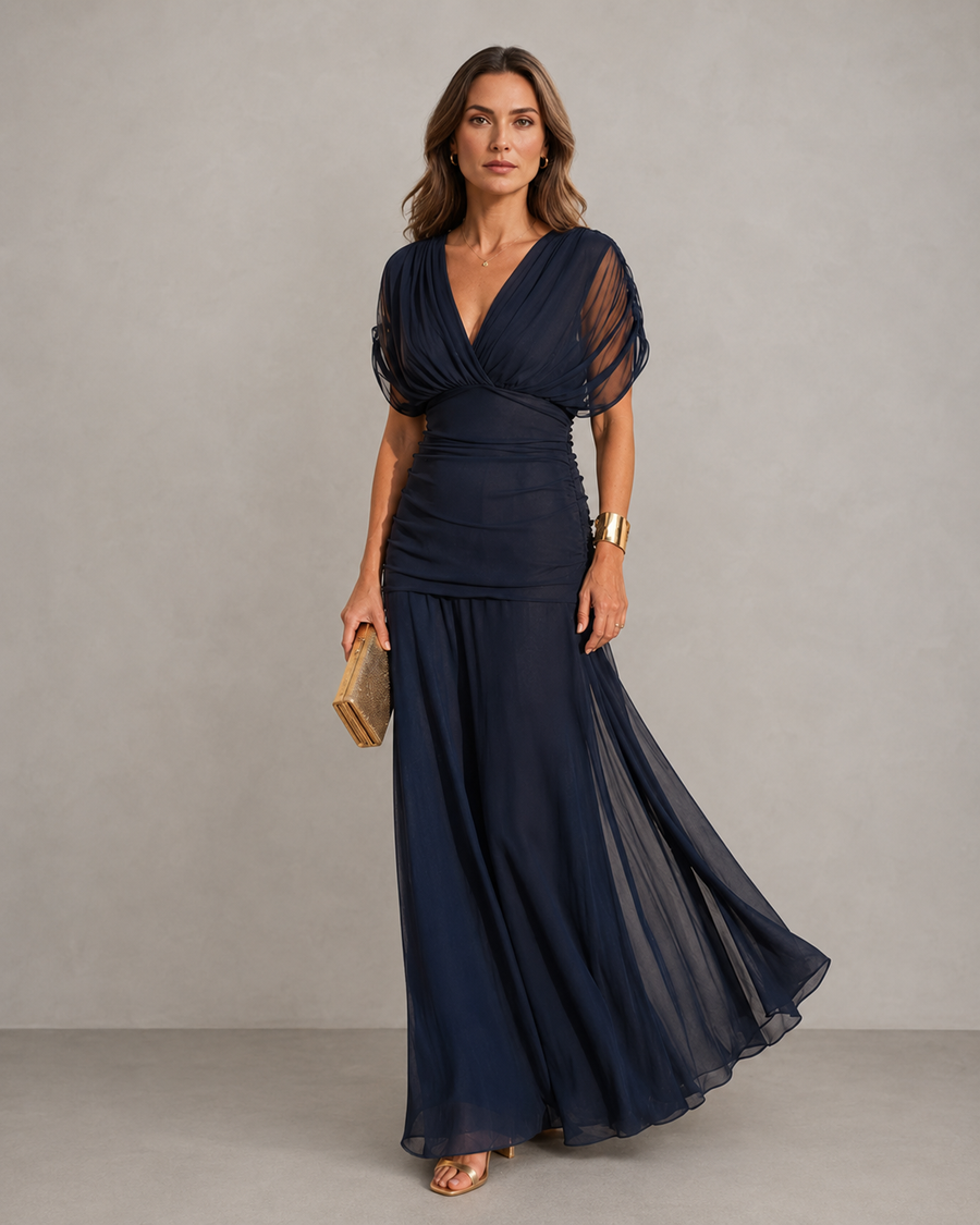 Bérénice robe drapée — vue de profil, manches courtes et tombé impeccable