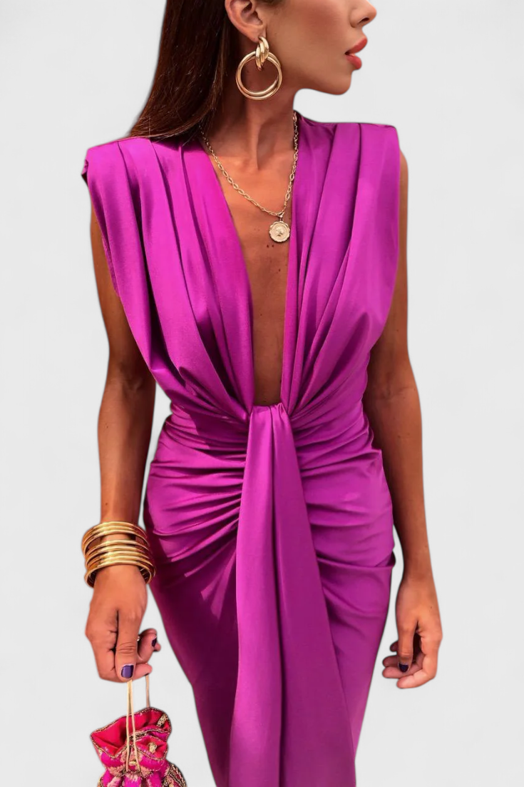 Lakisha Robe midi froncée avec décolleté plongeant