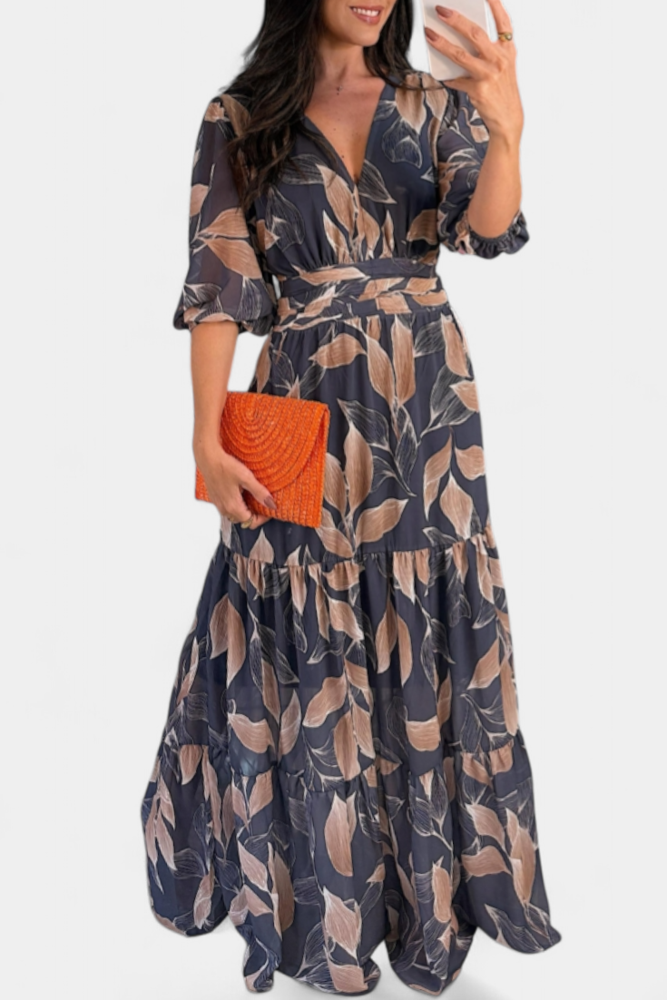 Aísha Robe longue fluide à motif floral et feuilles