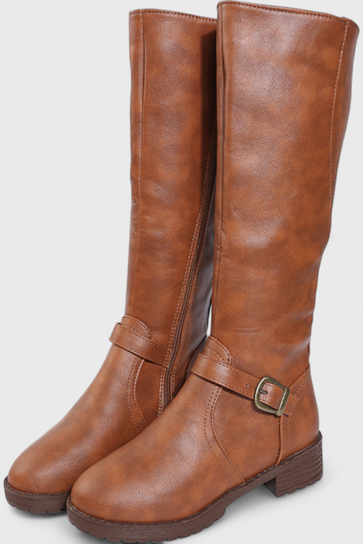 Botas Altas com Fivela Elegante