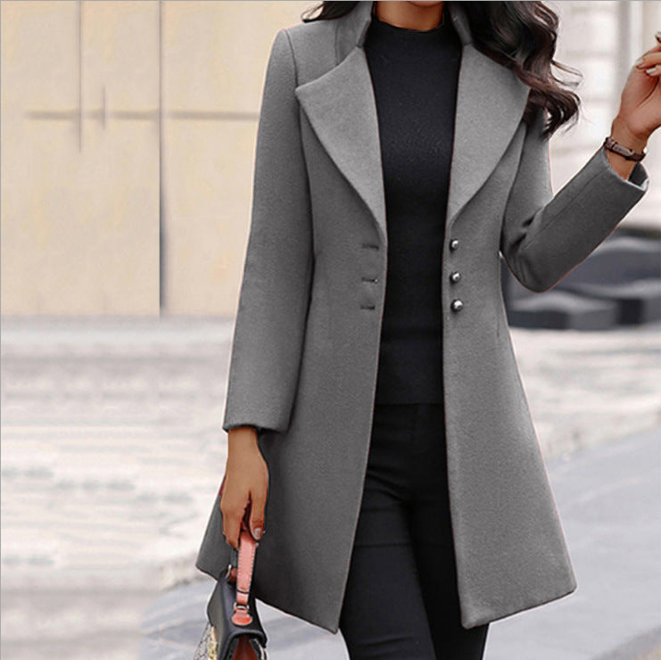 Manteau Long Cintré à Col Cranté