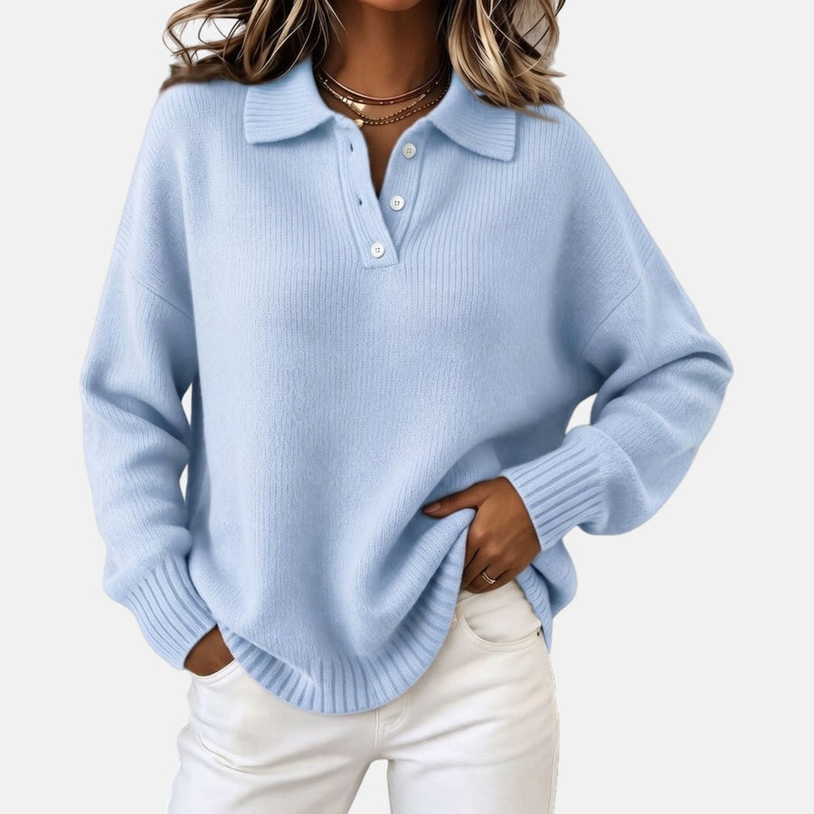 Pull col polo boutonné beige — vue de profil silhouette ample