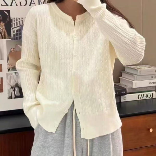 Serena | Cardigan de Malha Entrançada Oversize para Mulher com Botões e Corte Casual