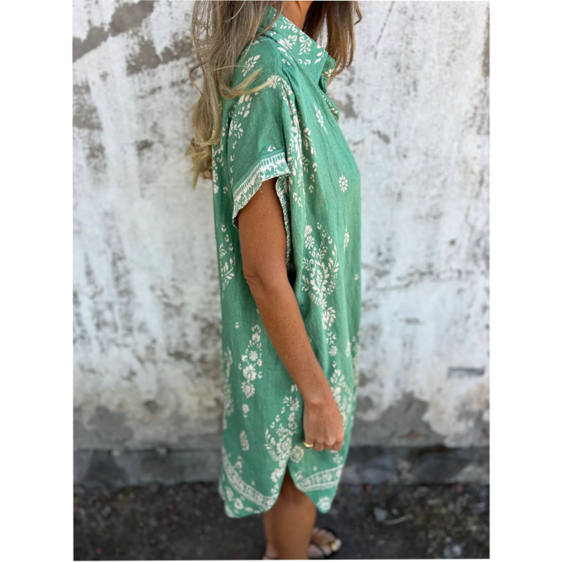 Robe Évasée Imprimée — détail de l'imprimé raffiné et poche latérale
