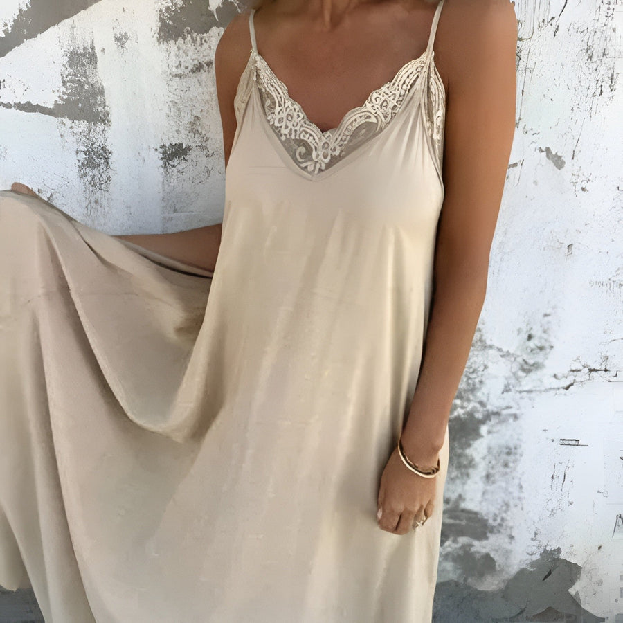 Robe Maxi Dentelle — vue d'ensemble élégance intemporelle