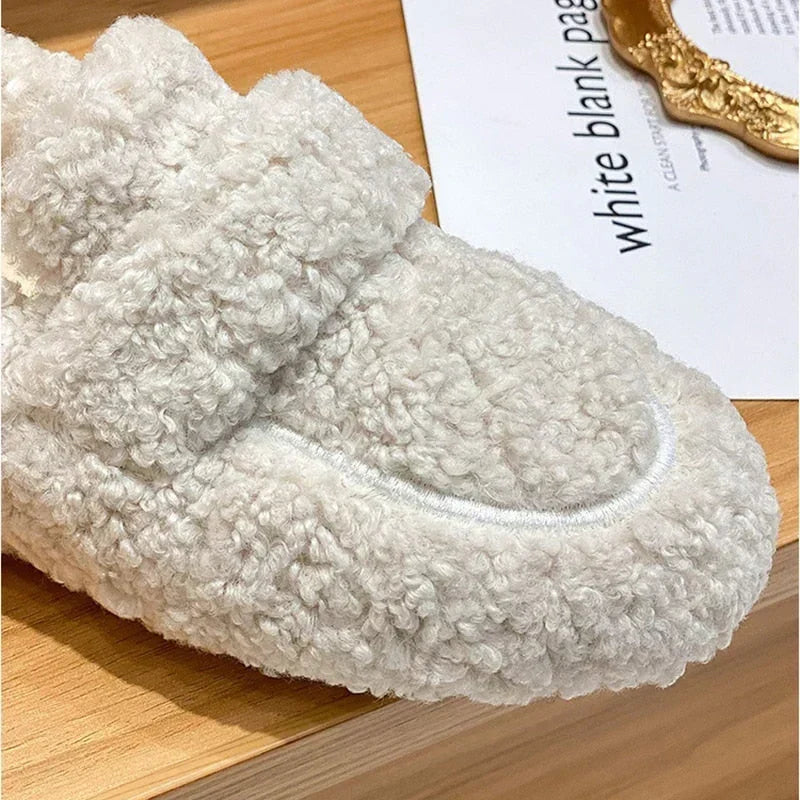 Chaussons Fermés Douillets et Chauds