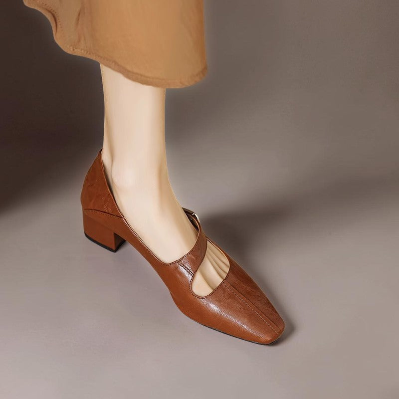 Babies Bico Quadrado com Detalhe Dourado